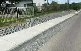 Budowa chodnika 1830R Lis&oacute;w 002